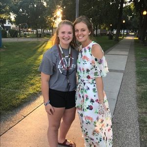 Meet your Posher, Kayla